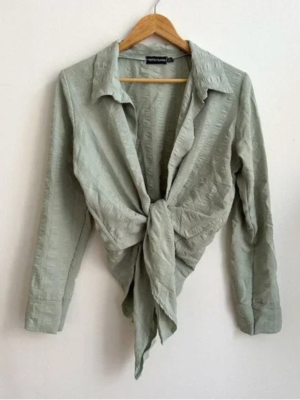 Pretty Little Thing Sage Tie-Front Button Shirt Top Size 4